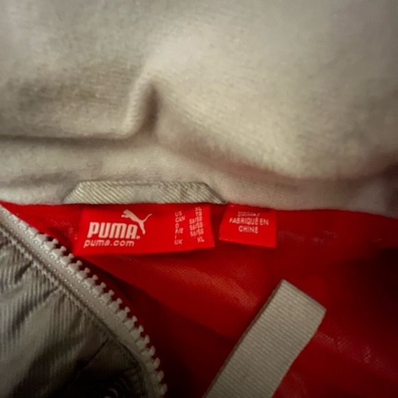 NWOT Red Bull F1 jacket/raincoat - Picture 4 of 5